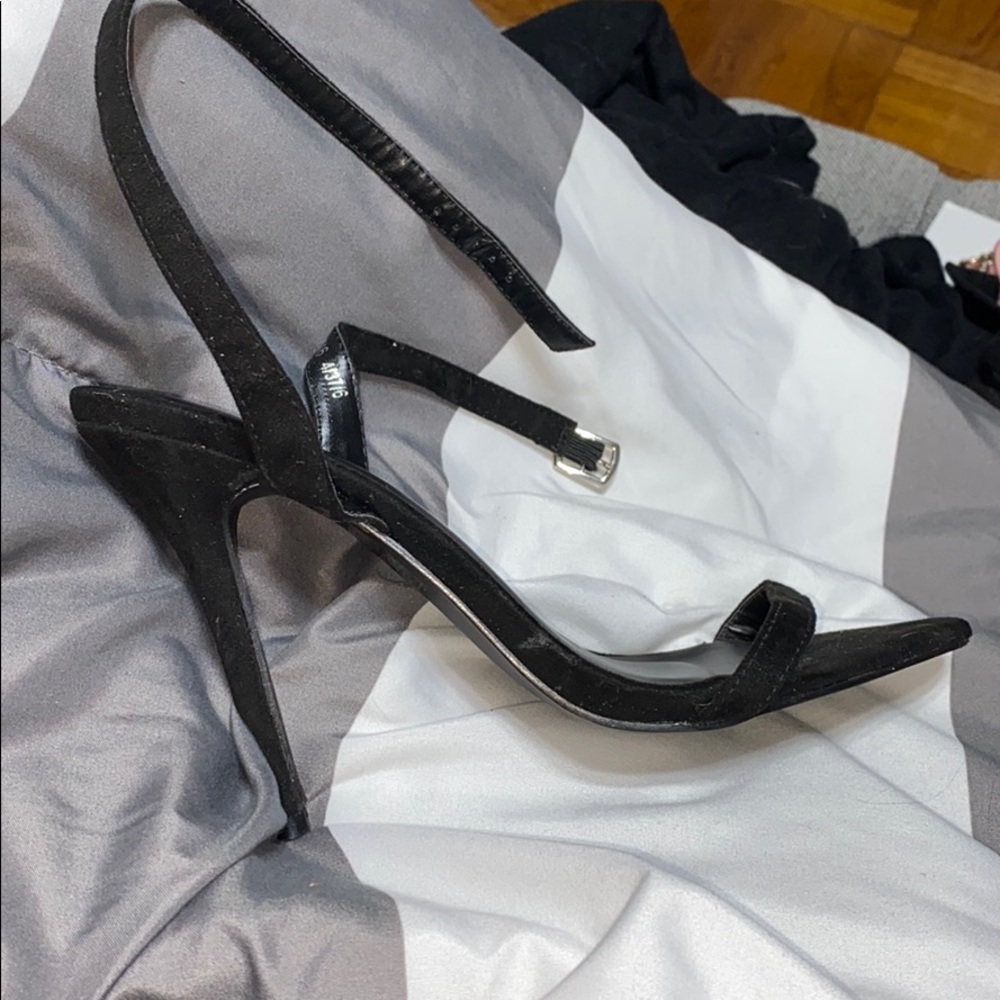 Boo Hoo Point Stiletto Heels